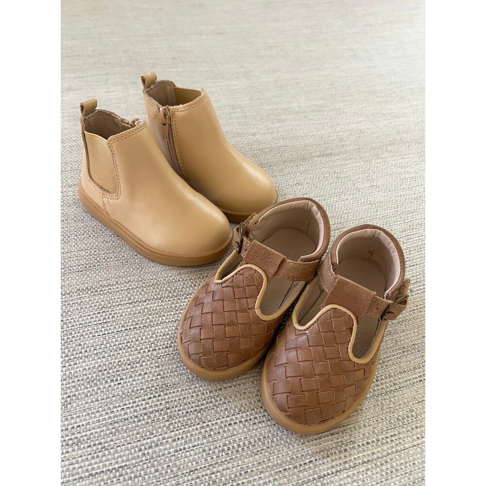 Consciously Baby Chelsea Boot & Woven T-Bar Size 5 Honey Walnut Leather Bundle